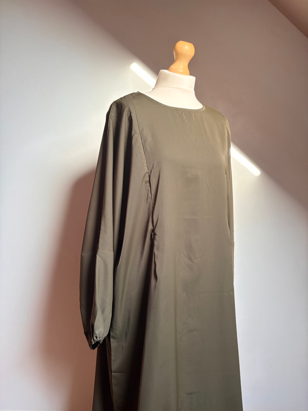 Coloured Nursing Abaya - Dark Green